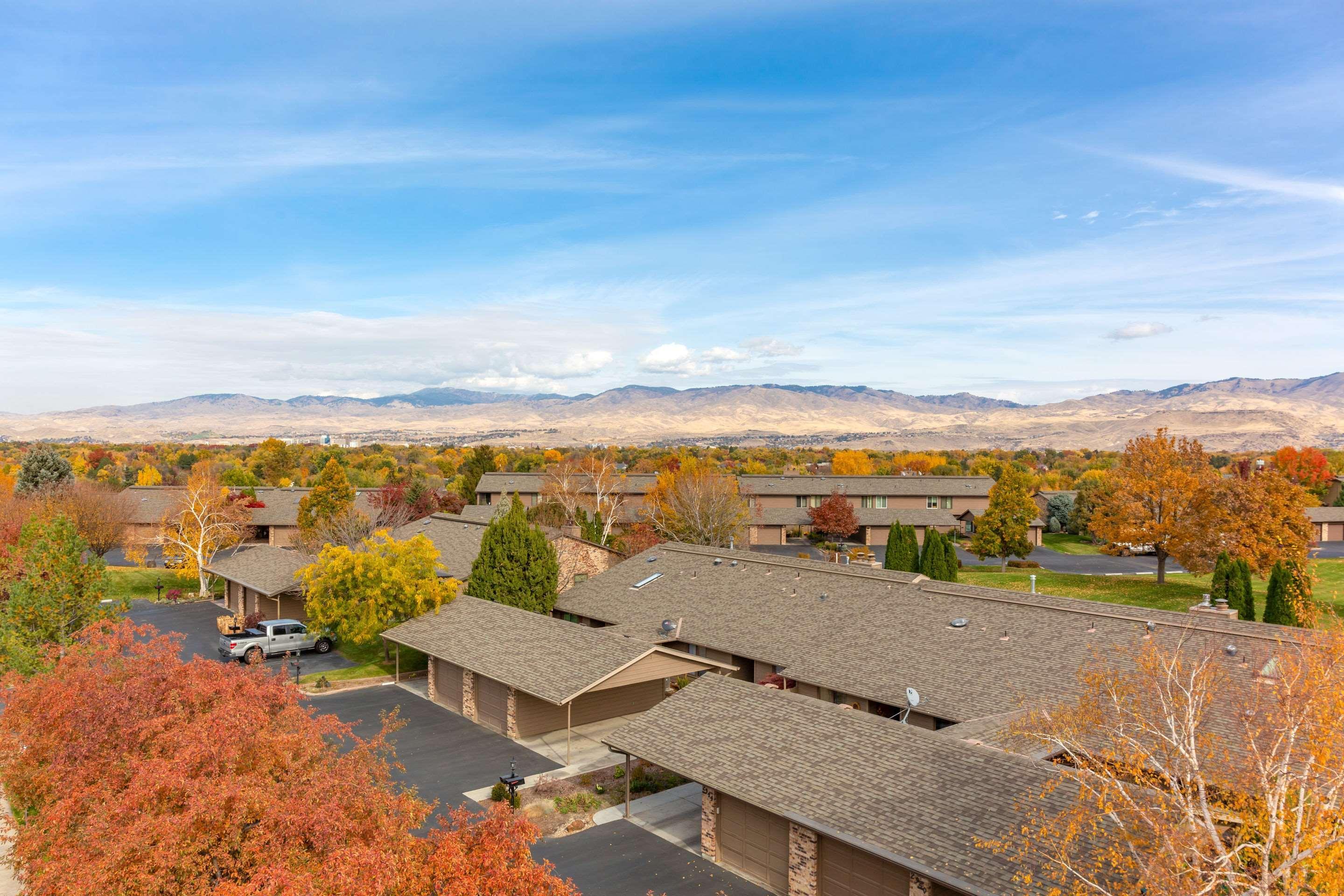 Comfort Inn & Suites Boise Airport Exterior photo