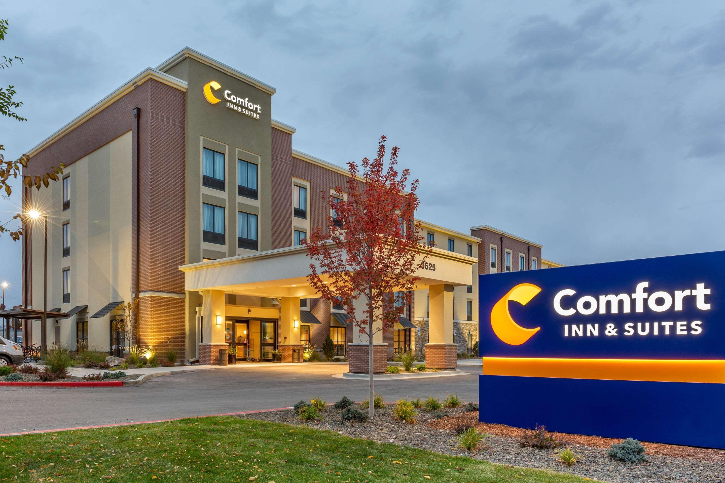 Comfort Inn & Suites Boise Airport Exterior photo